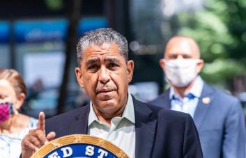 Adriano Espaillat advierte que aranceles de Trump afectarán a la República Dominicana Adriano Espaillat advierte que aranceles de Trump afectarán a la República Dominicana
