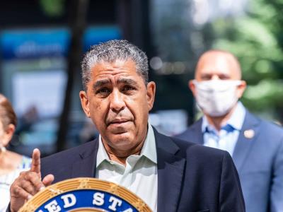 Espaillat habla sobre el retraso para aprobar a Leah Francis Campos