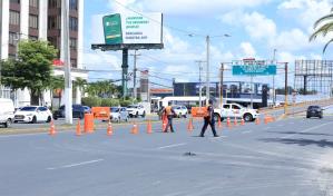 Obras Públicas interviene elevado Churchill- Kennedy ante grieta en una junta Obras Públicas interviene elevado Churchill- Kennedy ante grieta en una junta
