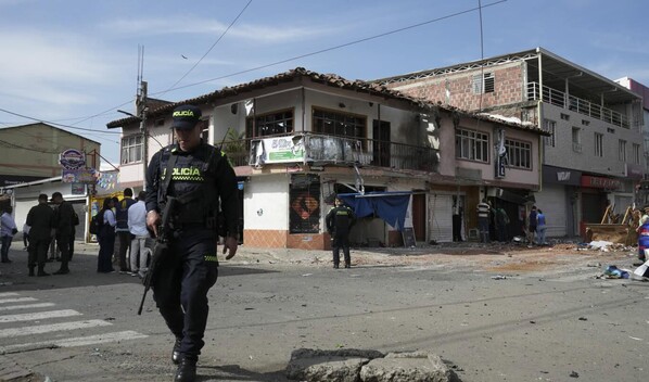 M&aacute;s de 12,000 estudiantes y docentes colombianos afectados por el conflicto armado