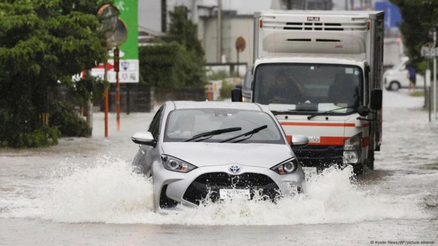 Japón declara la máxima alerta meteorológica por lluvias torrenciales en el sudoeste