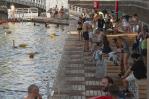 Baños en el Sena contra el calor en París mientras la canícula sacude el sur de Francia Baños en el Sena contra el calor en París mientras la canícula sacude el sur de Francia