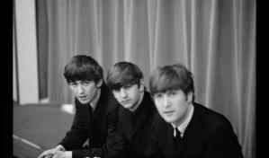 Paul McCartney exhibe fotos inéditas de The Beatles en Londres