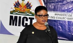 Migración detiene exfuncionaria haitiana que ingresó al país por aeropuerto de Puerto Plata