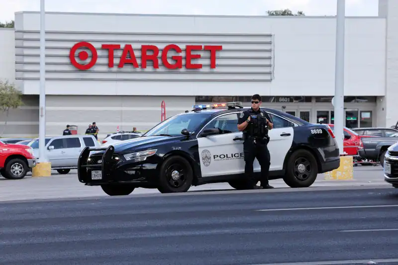 Al menos tres muertos y múltiples heridos en un tiroteo en Austin, la capital de Texas Al menos tres muertos y múltiples heridos en un tiroteo en Austin, la capital de Texas