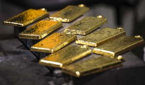 El oro sigue al alza y renueva máximos en 3,977 dólares, en medio de tensiones políticas