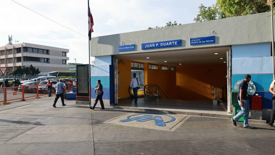 Esperaba menos caos, dicen usuarios del Metro tras probar incorporación de cuatro nuevos trenes