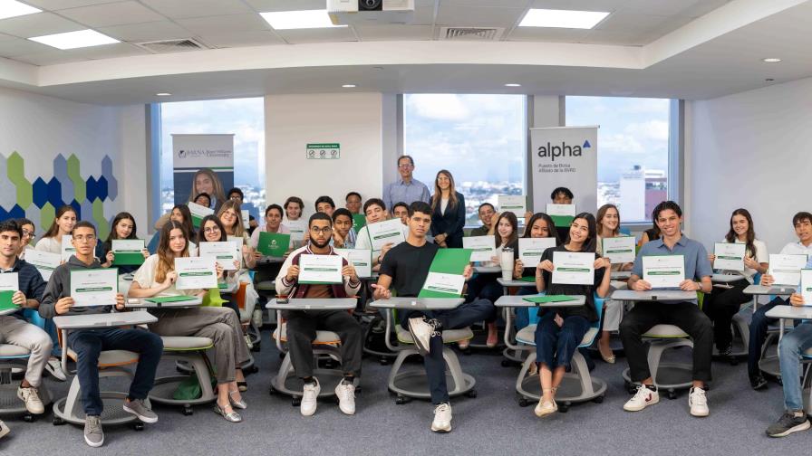 Alpha Puesto de Bolsa celebra tercera edición del bootcamp de verano "Inversiones Inteligentes"