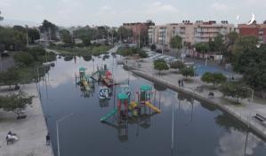 Fuertes lluvias generan caos en aeropuerto de Ciudad de México