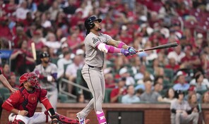 Amargo regreso: Ketel Marte vuelve entre abucheos y Arizona cae ante Filadelfia