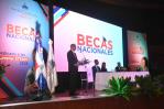 Educación Superior entrega 8,000 becas nacionales a estudiantes dominicanos