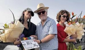 Almodóvar termina el rodaje de su nueva película, Amarga Navidad