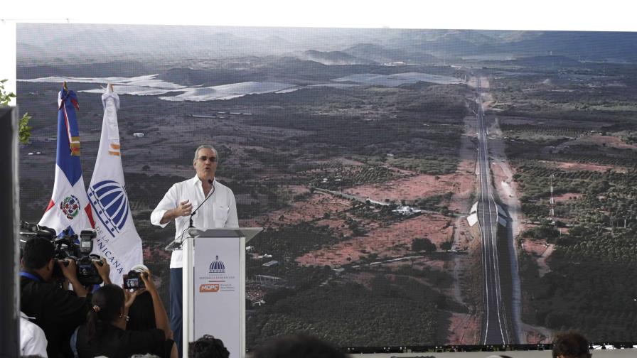 El paso a desnivel de Pintura estará listo en octubre, dice Abinader