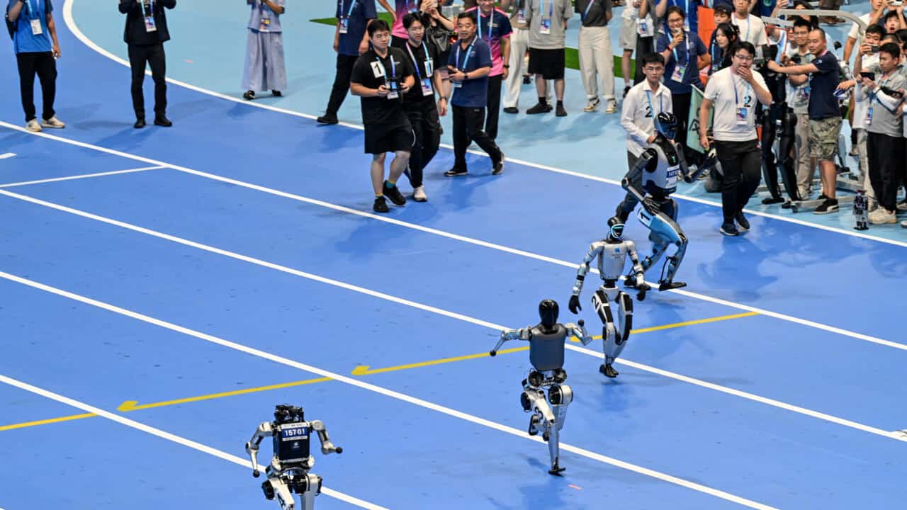 Finales de 1,500 y 400 metros marcan primer día competitivo de Juegos de robots en Pekín