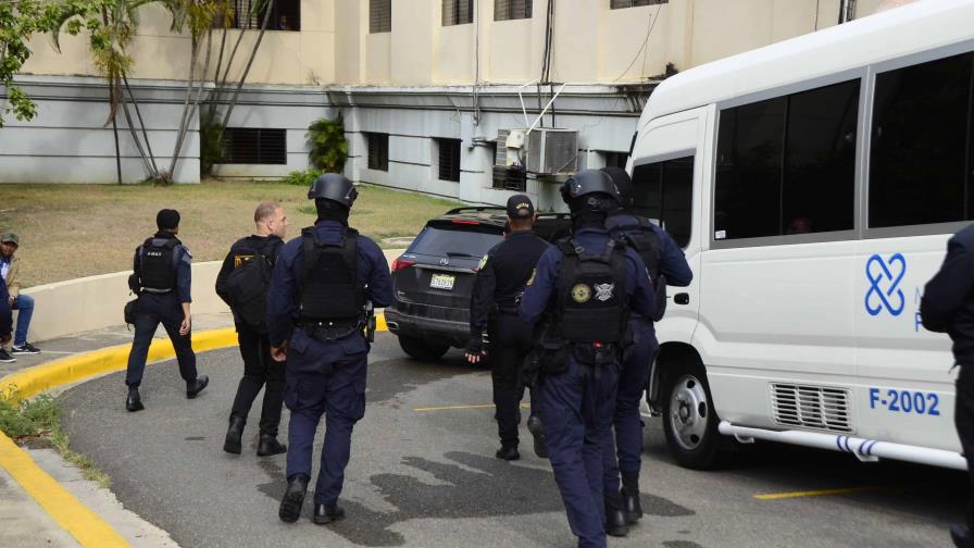 Solicitan prisión preventiva contra 10 implicados en red de cibercrimen internacional