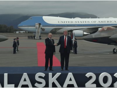Cumbre en Alaska: Trump y Putin llegan a Anchorage