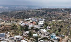 Francia insta a Israel a abandonar su plan de asentamientos en Cisjordania