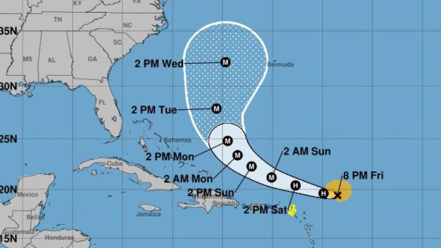 Se espera que las lluvias por el huracán Erin comiencen este sábado y se intensifiquen el domingo