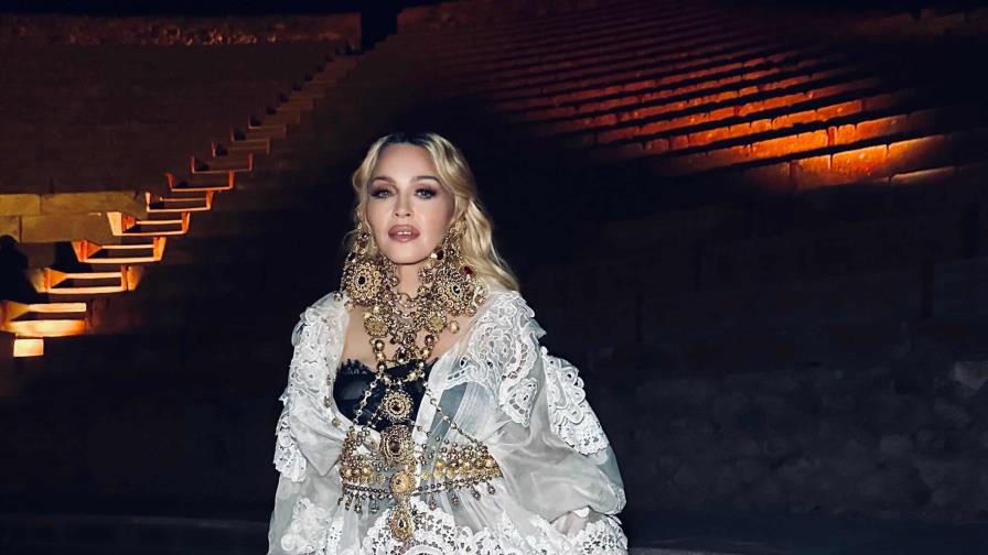 Madonna se regala asistir al tradicional Palio de Siena el día de su cumpleaños