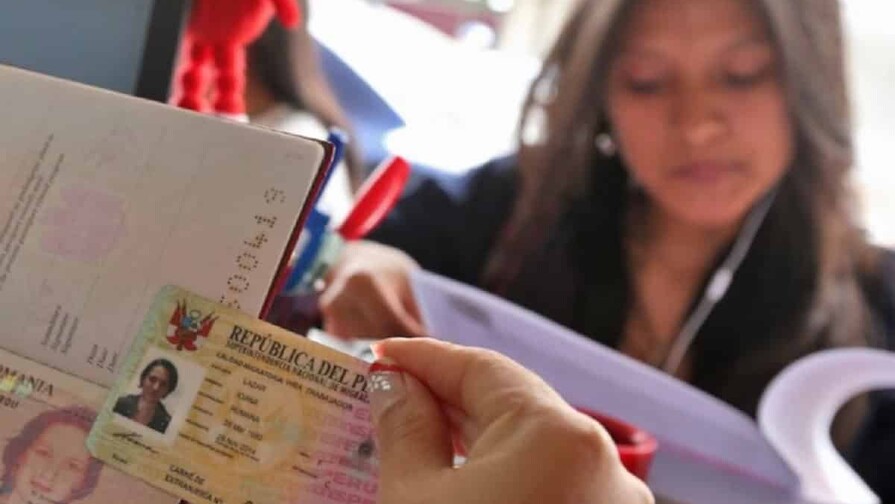Más de 170 extranjeros presuntamente irregulares son intervenidos en Lima por la Policía Más de 170 extranjeros presuntamente irregulares son intervenidos en Lima por la Policía