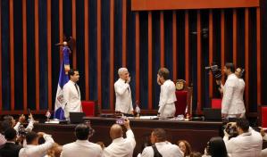 Ricardo de los Santos es ratificado como presidente del Senado; promete más productividad