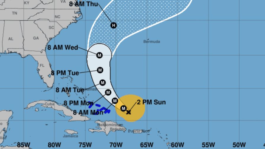Extenso campo nuboso del huracán Erin generará aguaceros esta tarde; conoce en cuáles provincias