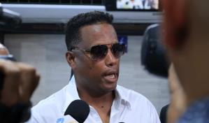 Dueño de academia rompe en llanto al hablar de Gustavo Talmaré: "Para mí era más que un hijo"