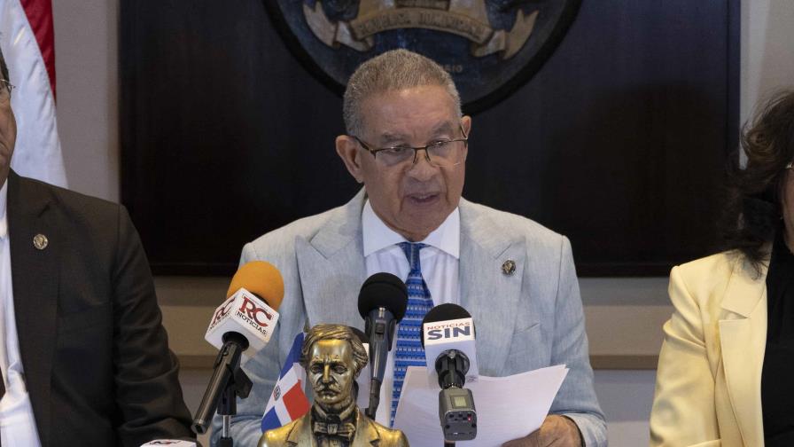 Restablecerían seguridad en el Instituto Duartiano tras robo de anillos de Duarte
