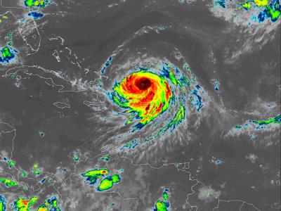 Huracán Erin en Puerto Rico: Más de 150 mil sin luz