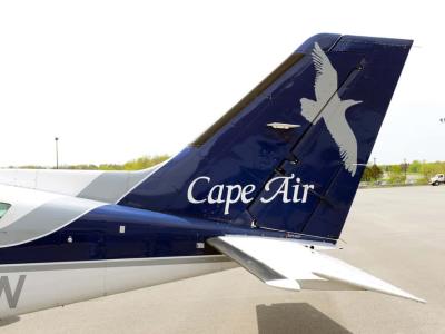 Huracán Erin obliga a cancelar una veintena de vuelos en Puerto Rico