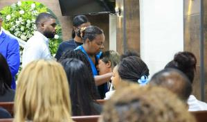 Nadie me da la cara, dice madre de Gustavo Talmaré