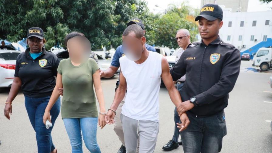 Pareja quema y mata a niña de 7 años en Los Guandules Pareja quema y mata a niña de 7 años en Los Guandules