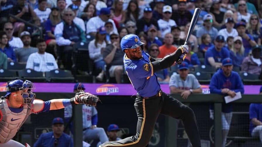 La salud no le da tregua a V&iacute;ctor Robles: Seattle lo env&iacute;a a la lista de lesionados