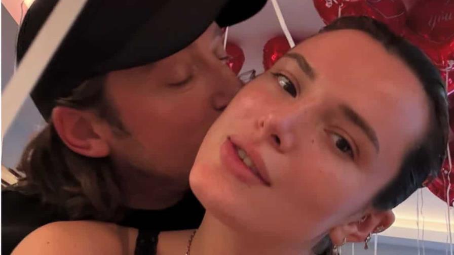 Actriz Bella Thorne le pide matrimonio a su pareja y desata reacciones en redes