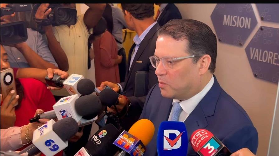 Sanz Lovatón considera desacertadas las declaraciones de Danilo Medina sobre debate con Abinader Sanz Lovatón considera desacertadas las declaraciones de Danilo Medina sobre debate con Abinader