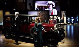 Los seguidores de la serie Downton Abbey podrán consolarse con una subasta antes de su final