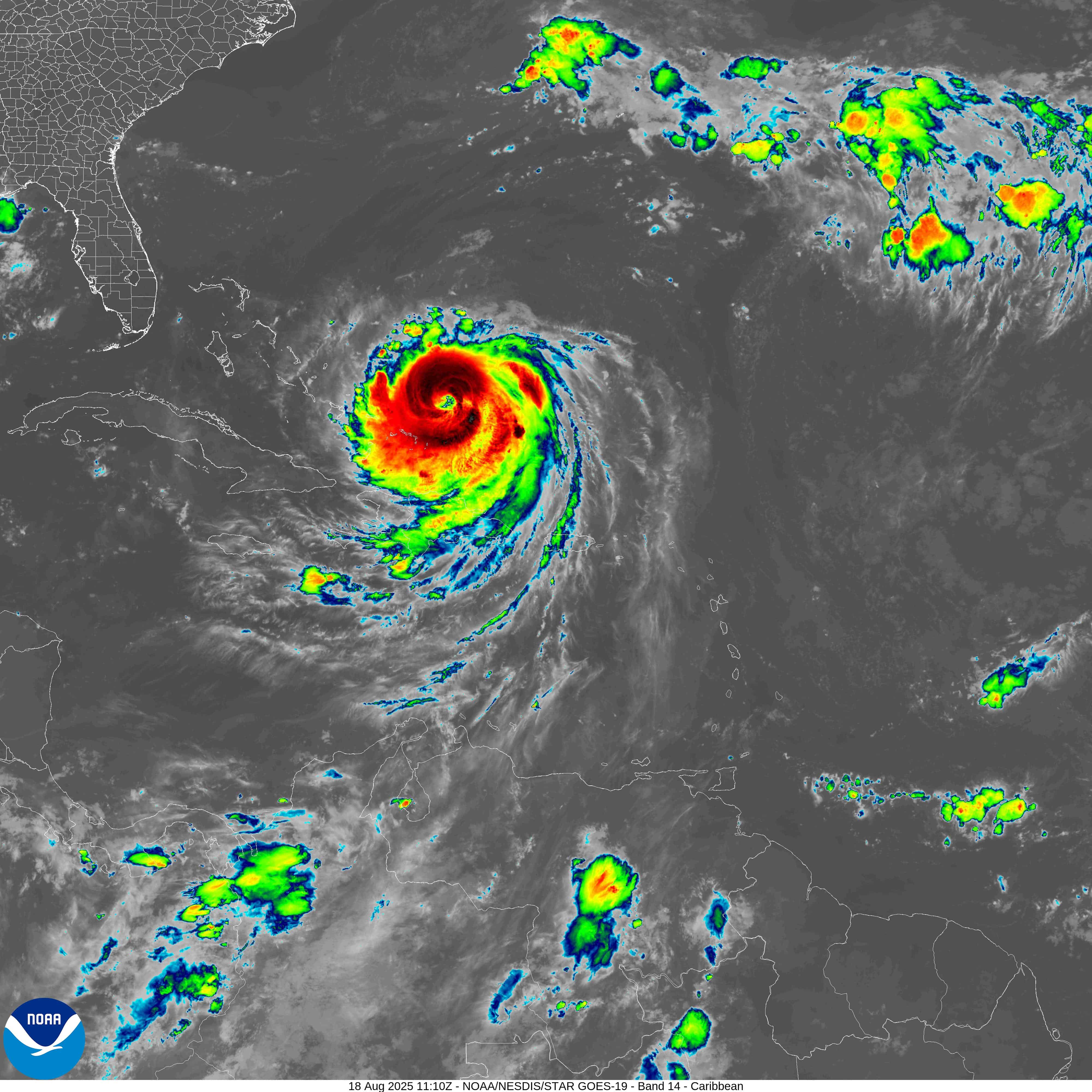 Huracán Erin amenaza con marejadas y corrientes de resaca en costa este de EE. UU.