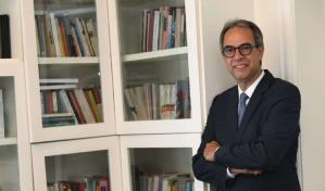 José Mármol publica "Otras angustias de la posmodernidad" en Madrid