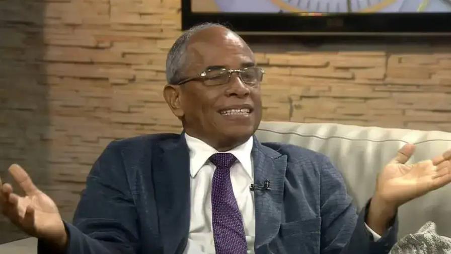 Onéximo González se retracta y pide disculpas a regidores del DN; queda en manos del Concejo aceptar Onéximo González se retracta y pide disculpas a regidores del DN; queda en manos del Concejo aceptar