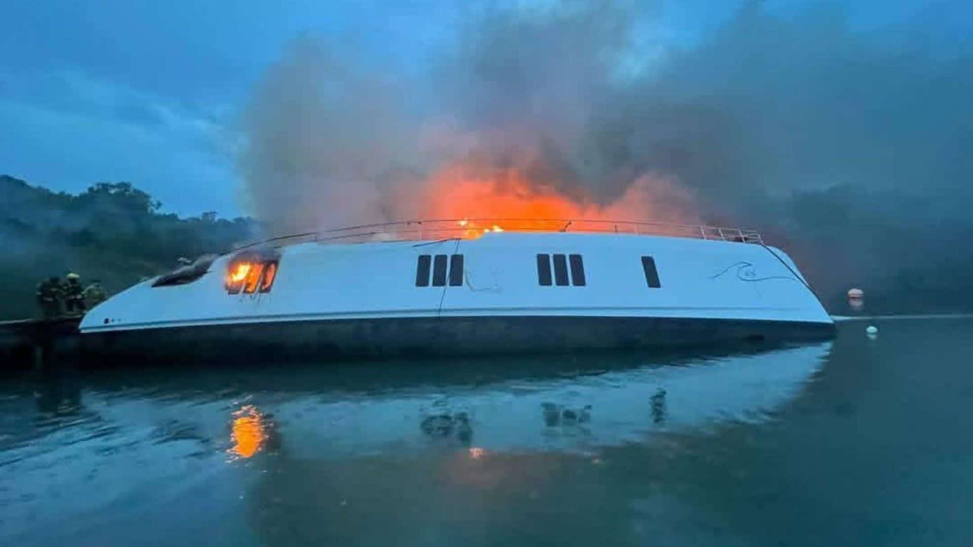 Se incendia embarcación en bahía de Puerto Plata