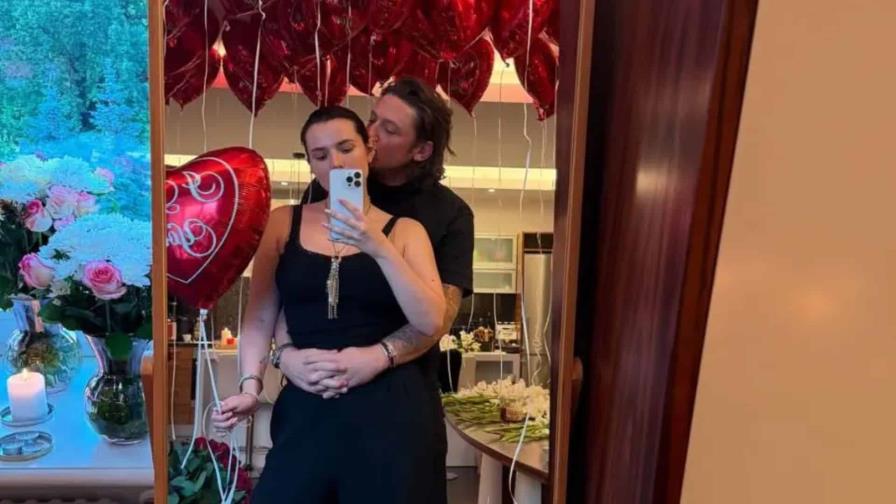 Bella Thorne recibe críticas tras proponer matrimonio a su prometido