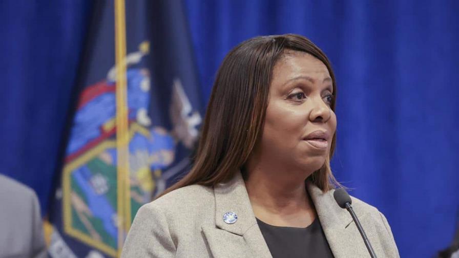 Fiscal de Nueva York dice que el ICE viola la ley al retener a los inmigrantes en su sede Fiscal de Nueva York dice que el ICE viola la ley al retener a los inmigrantes en su sede