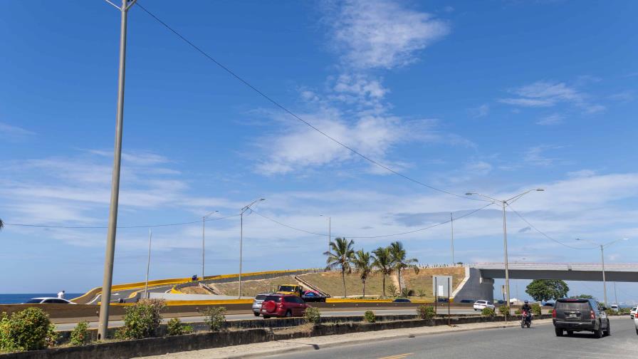Puente de la avenida Hípica continúa cerrado pese a estar completamente asfaltado: ¿Qué se espera? Puente de la avenida Hípica continúa cerrado pese a estar completamente asfaltado: ¿Qué se espera?