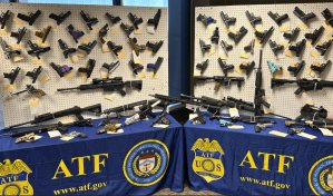 EE. UU. informa de 30 imputados por tráfico de drogas y armas, incluyendo el Tren de Aragua