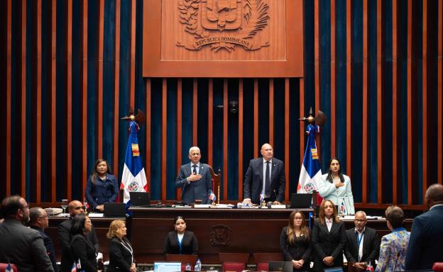 Héctor Acosta, Alexis Victoria Yeb y Bernardo Alemán encabezan inasistencias a sesiones del Senado
