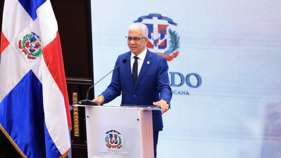 El Senado rompe con su propio reglamento al retener por 42 días la ley de residuos sólidos