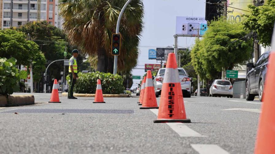 Inicia este domingo nueva fase de la prohibición de giros a la izquierda en el Distrito Nacional Inicia este domingo nueva fase de la prohibición de giros a la izquierda en el Distrito Nacional