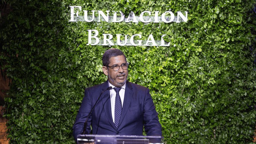 Augusto Ramírez es el nuevo presidente de la Fundación Brugal Augusto Ramírez es el nuevo presidente de la Fundación Brugal