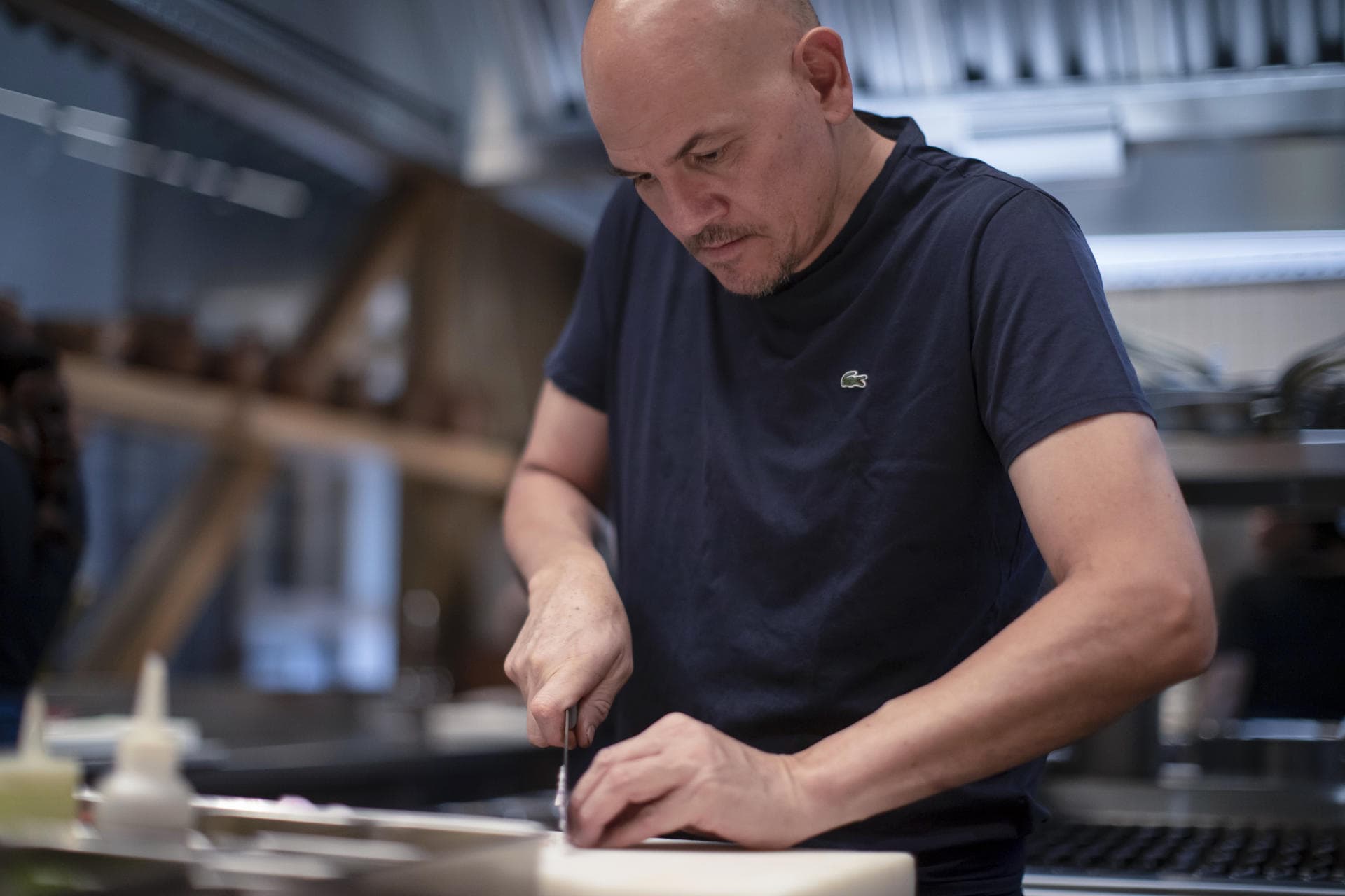 El chef mexicano Lalo García, de migrante dos veces deportado a ganar una estrella Michelin El chef mexicano Lalo García, de migrante dos veces deportado a ganar una estrella Michelin