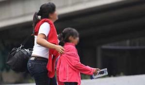 Una niña de seis años enviada por EE.UU. a Ecuador se convierte en la deportada más joven